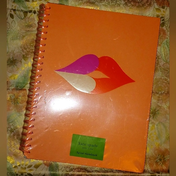 *SEALED* Kate Spade Notebook - Picture 9 of 10